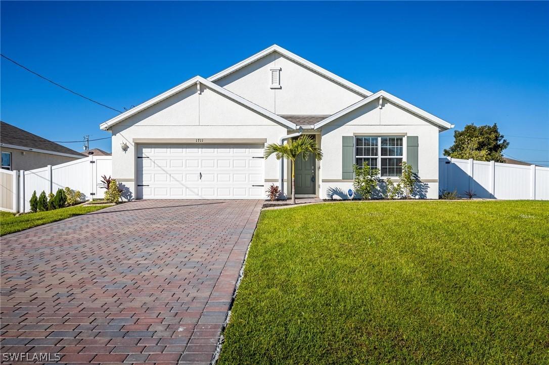 1711 NW 5th Ter., Cape Coral, FL 33993