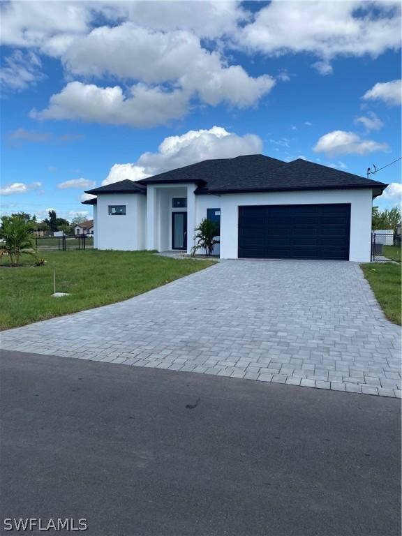 211 NW 4th Ave., Cape Coral, FL 33993