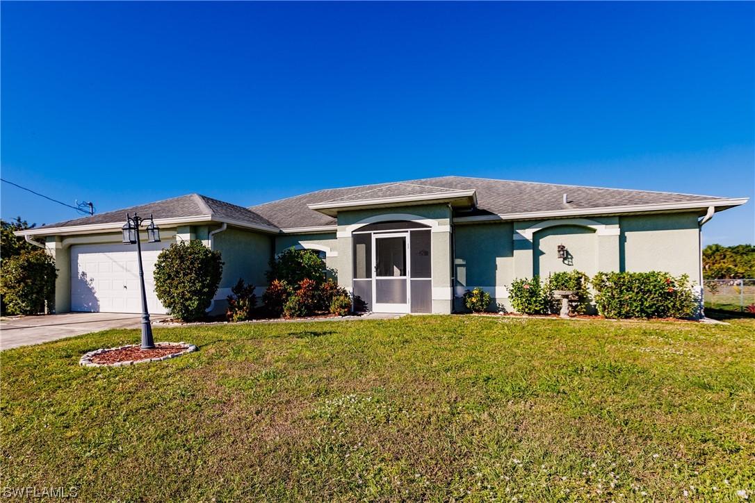 4016 15th St., Lehigh Acres, FL 33976