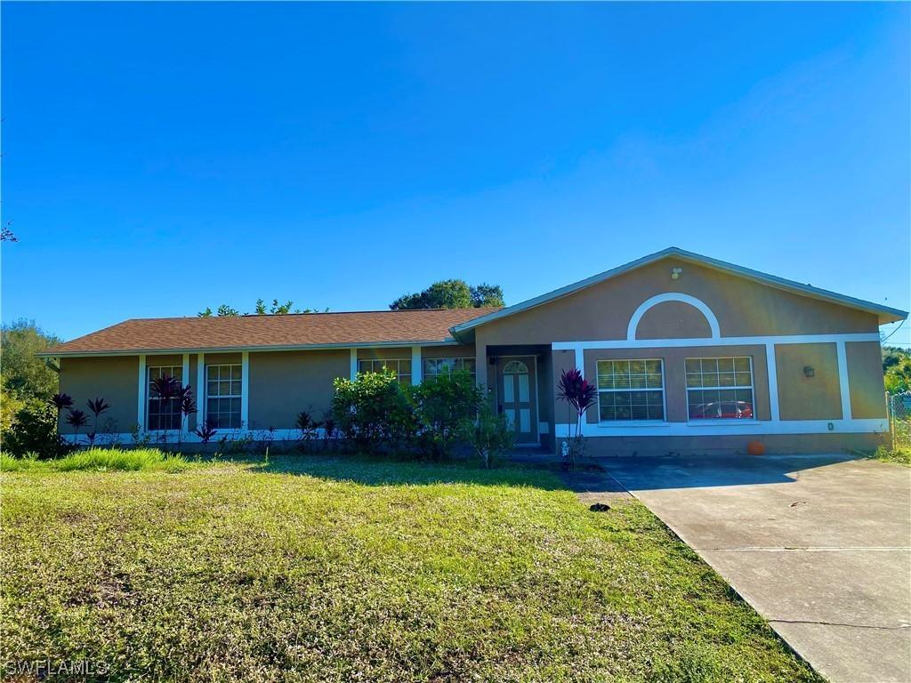 1902 Monroe Ave., Lehigh Acres, FL 33972