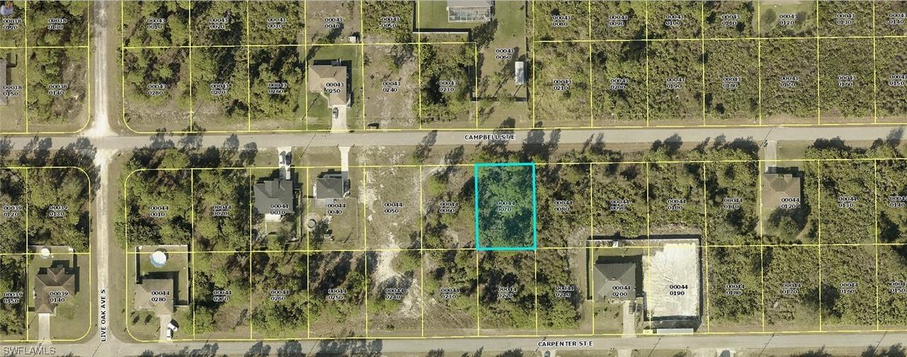 860 Campbell St., Lehigh Acres, FL 33974