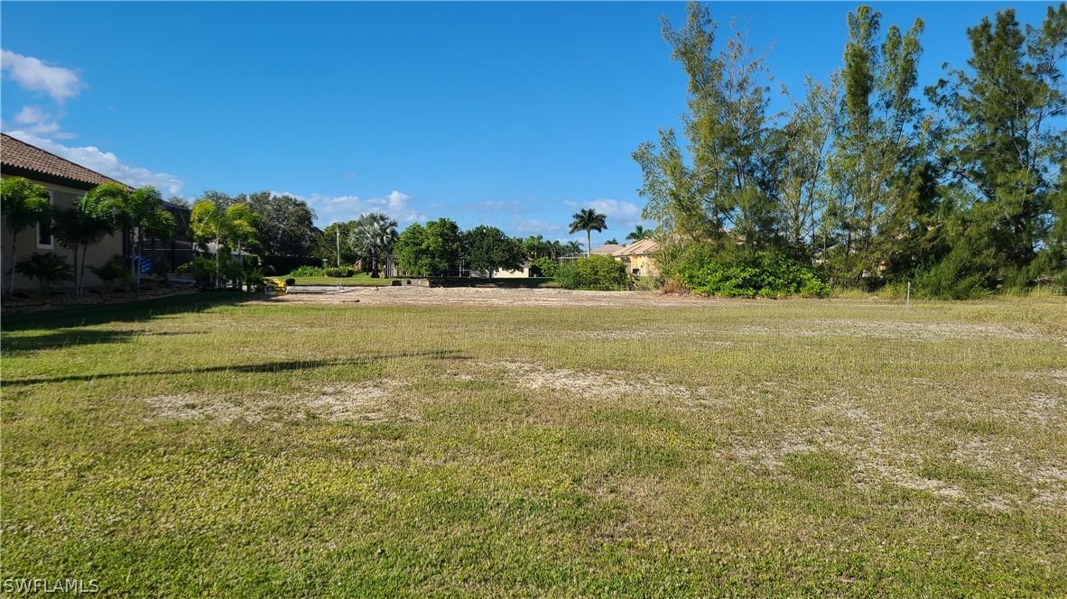 3526 SW 27th Pl., Cape Coral, FL 33914