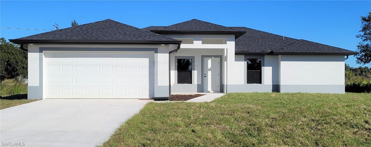 607 Calvin Ave., Lehigh Acres, FL 33972
