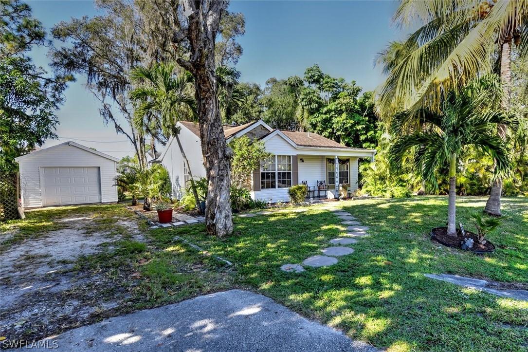 18442 Sunflower Rd., Fort Myers, FL 33967