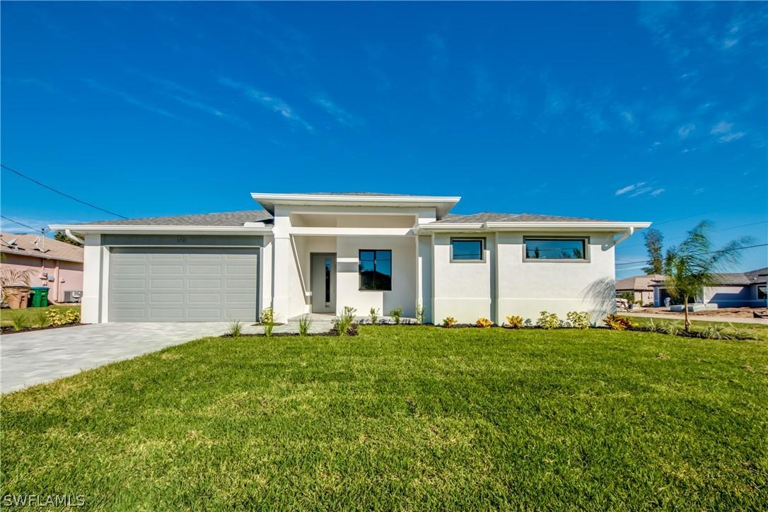 2704 SW 2nd Ln., Cape Coral, FL 33991