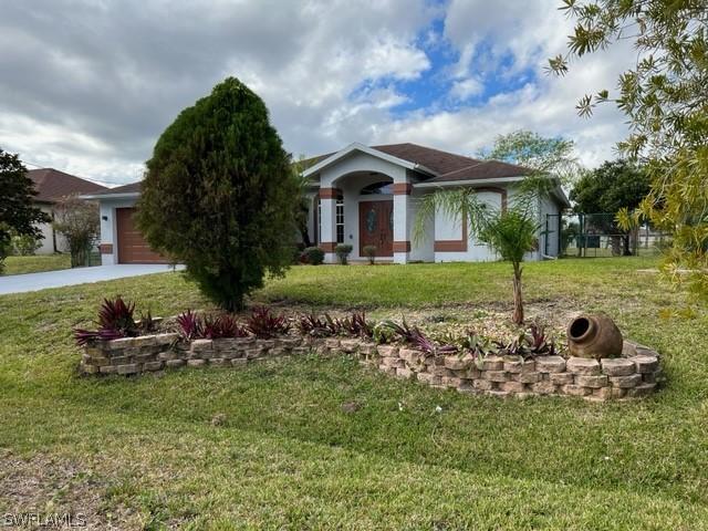 723 Spaulding St., Lehigh Acres, FL 33974