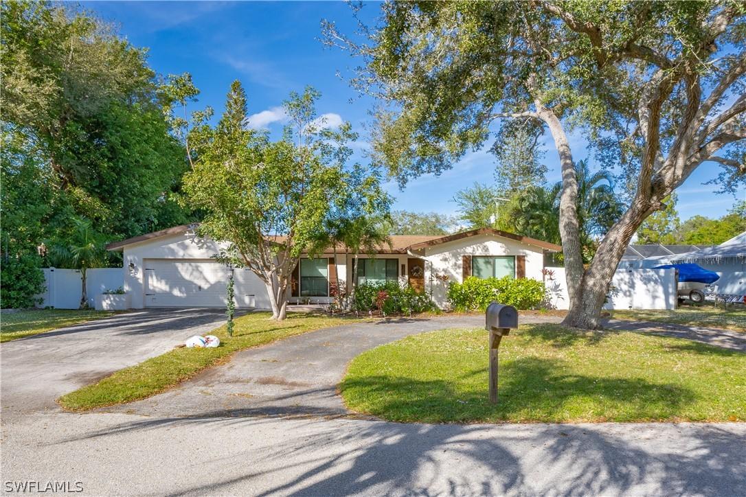 1251 Cleburne Dr., Fort Myers, FL 33919