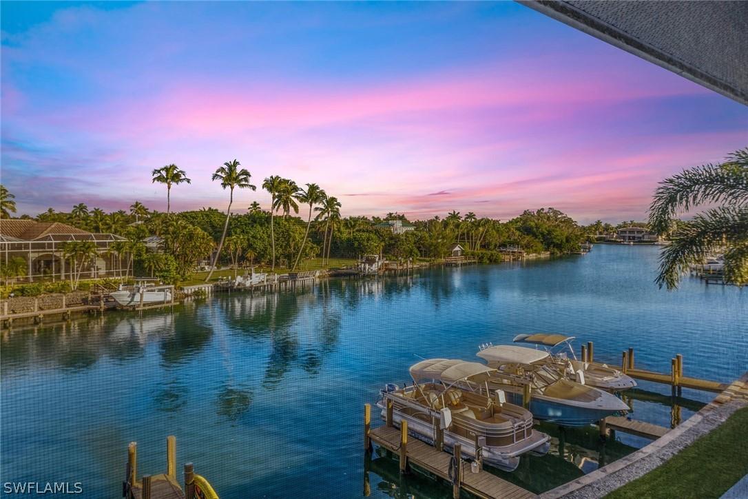 2082 Gulf Shore Blvd. #310, Naples, FL 34102