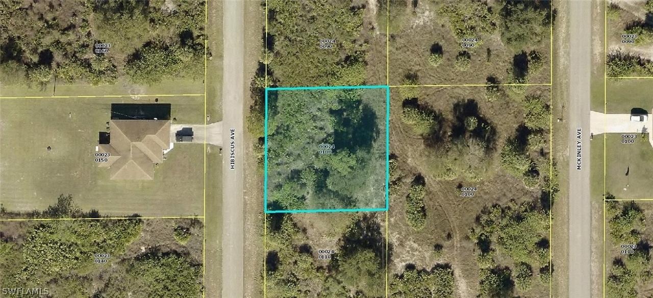 1304 Hibiscus Ave., Lehigh Acres, FL 33972