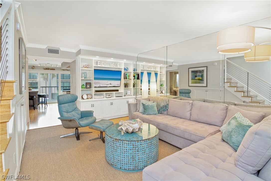 1222 Gordon Dr. #11, Naples, FL 34102