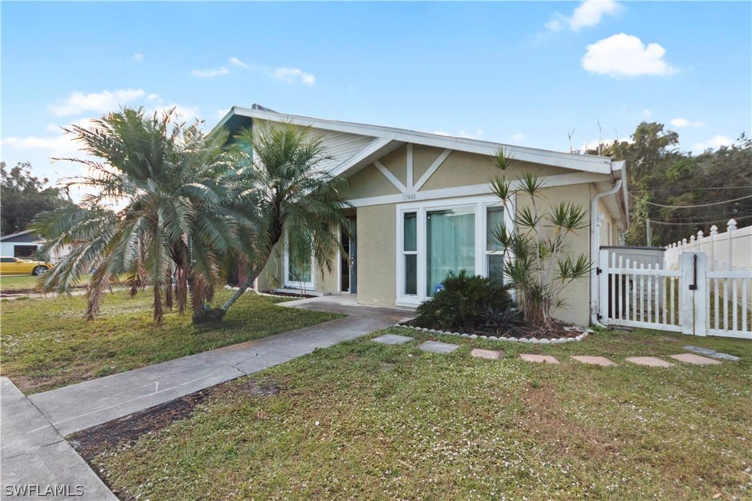 17400 Dumont Dr., Fort Myers, FL 33967