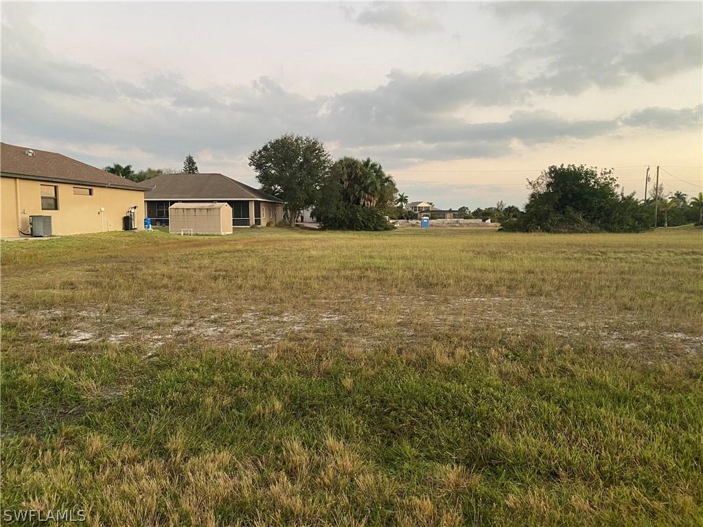 3820 NW 22nd Ter., Cape Coral, FL 33993