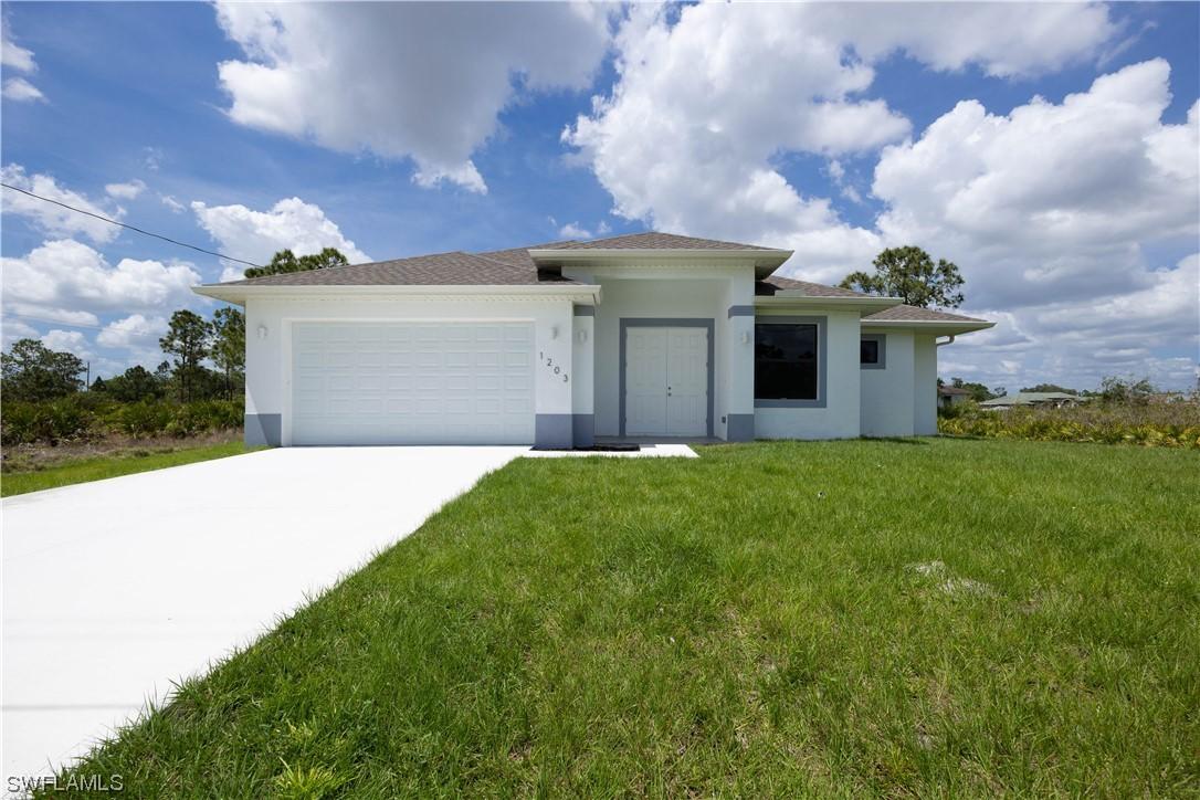 929 Gleason St., Lehigh Acres, FL 33974