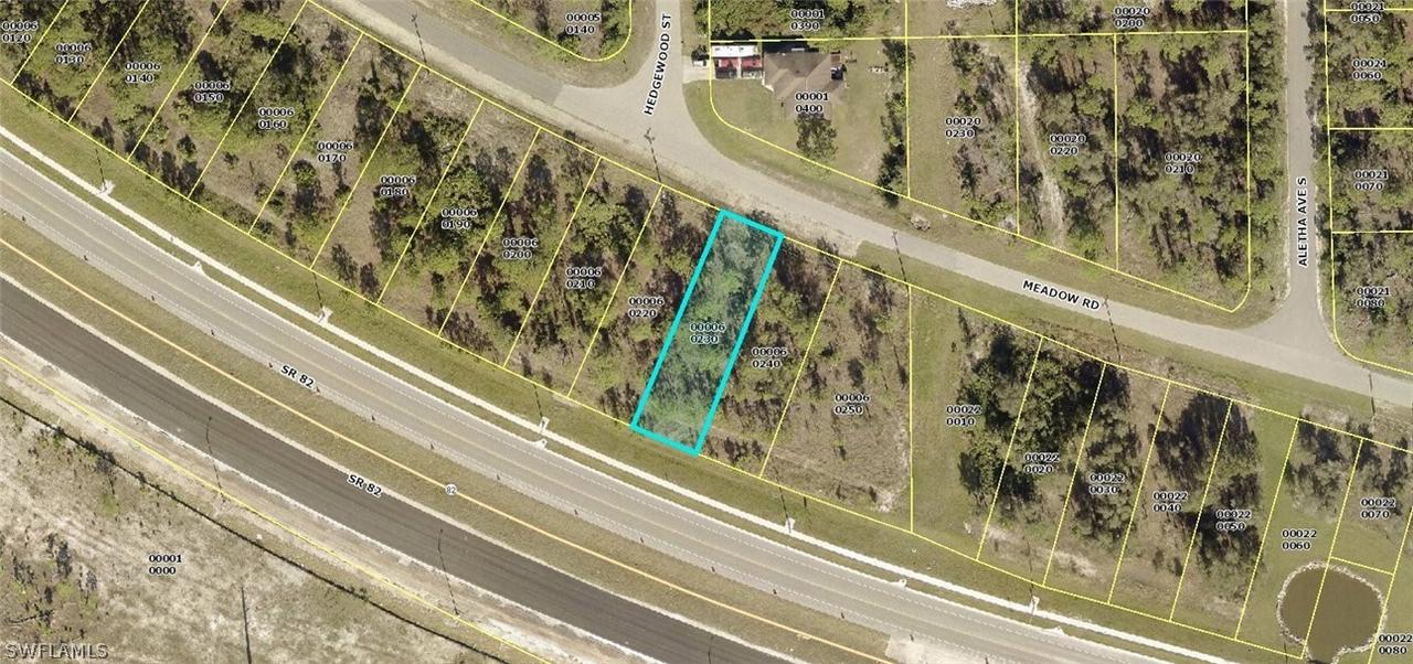 2544 Meadow Rd., Lehigh Acres, FL 33974