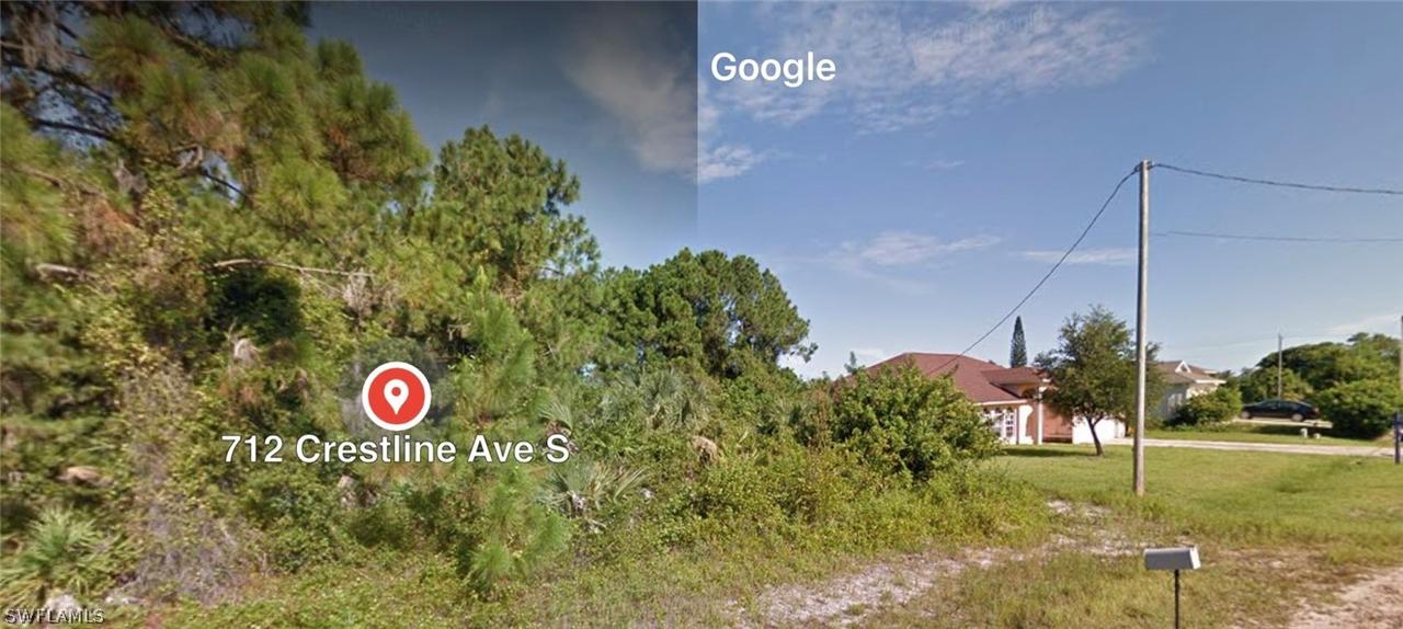 712 Crestline Ave., Lehigh Acres, FL 33974