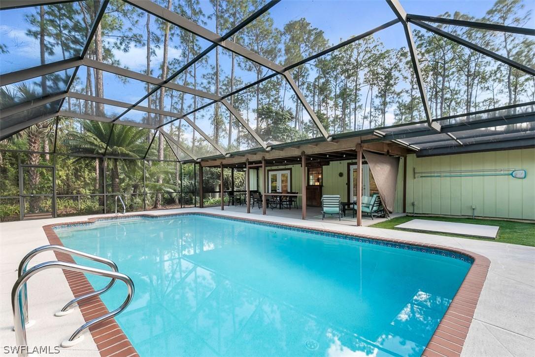 5145 Boxwood Way, Naples, FL 34116