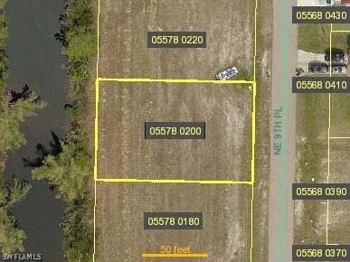 3572 NE 9th Pl., Cape Coral, FL 33909