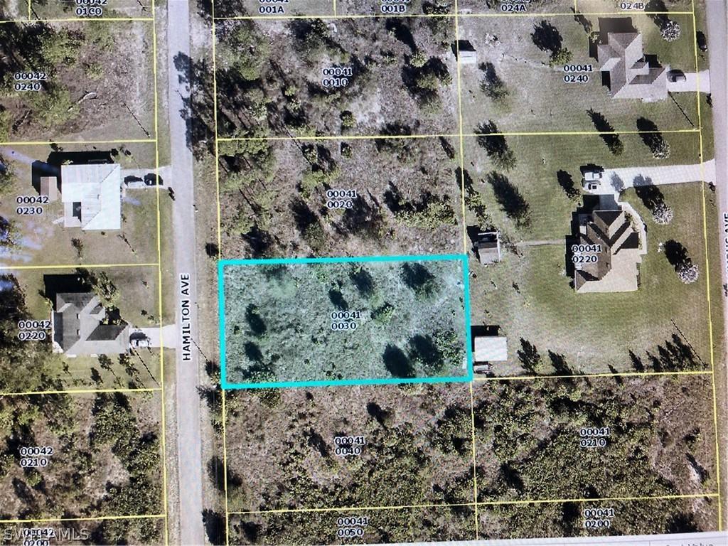 1118 Hamilton Ave., Lehigh Acres, FL 33972