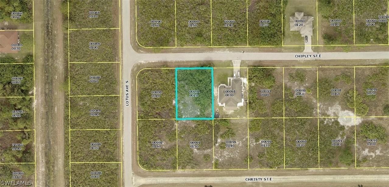 854 Chipley St., Lehigh Acres, FL 33974