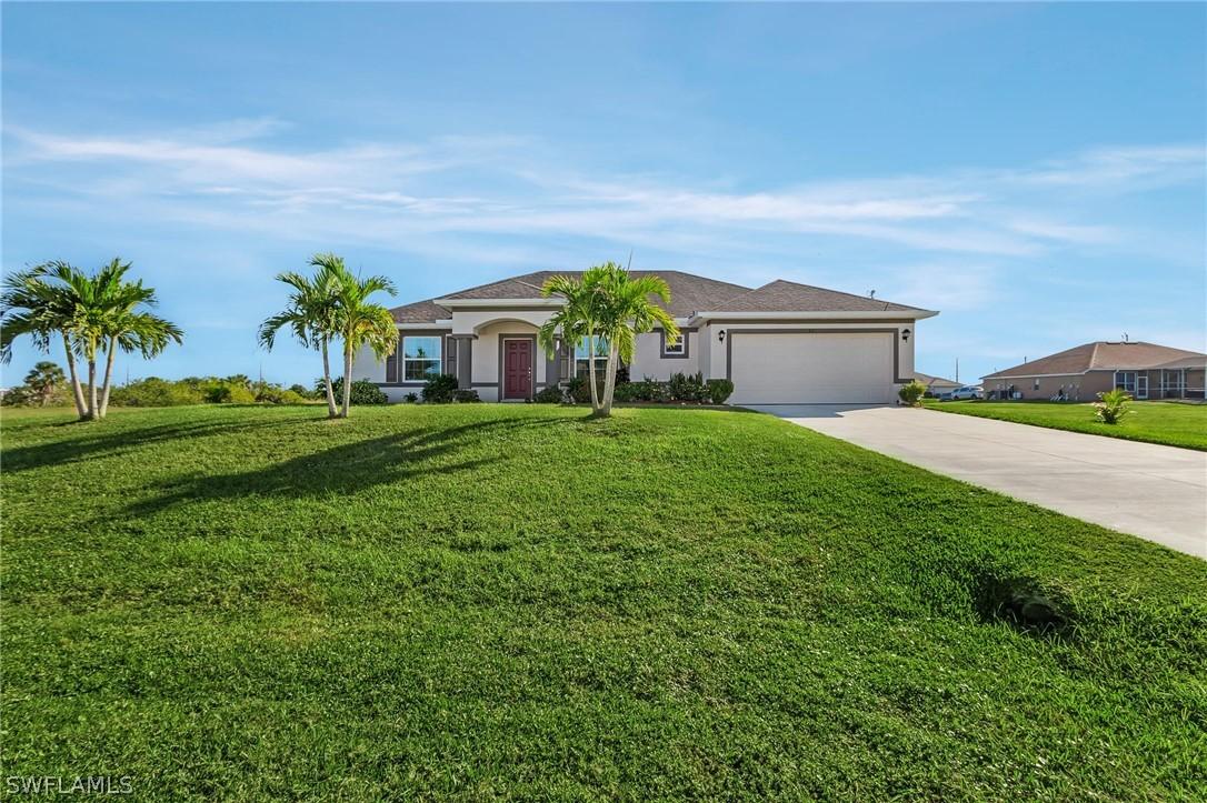 527 NW 25th Pl., Cape Coral, FL 33993