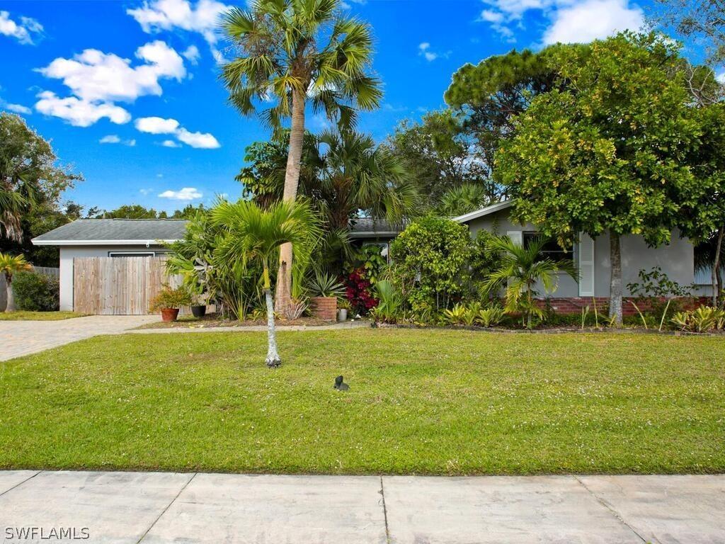 1017 El Rio Ave., Fort Myers, FL 33919