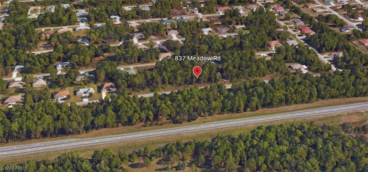 837 Meadow Rd., Lehigh Acres, FL 33973