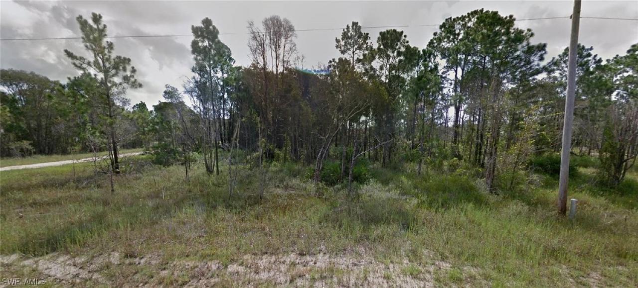 843 Knox Ave., Lehigh Acres, FL 33974