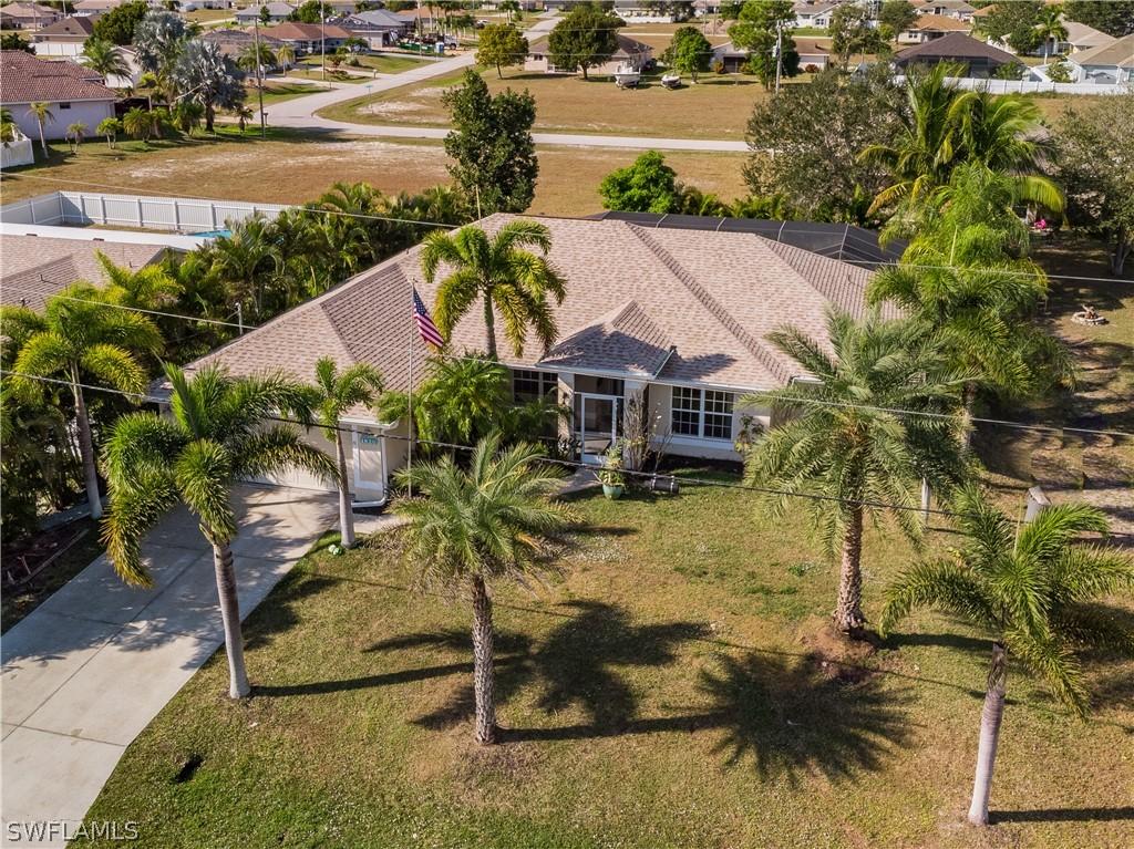 1820 NW 18th Pl., Cape Coral, FL 33993