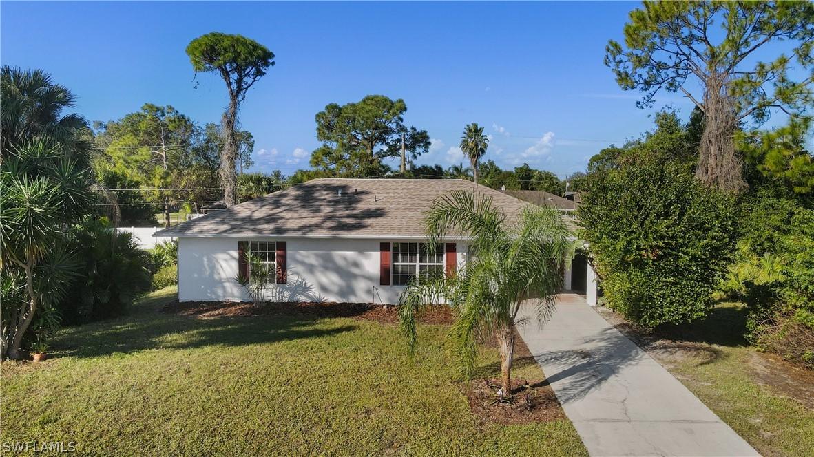 18432 Oriole Rd., Fort Myers, FL 33967