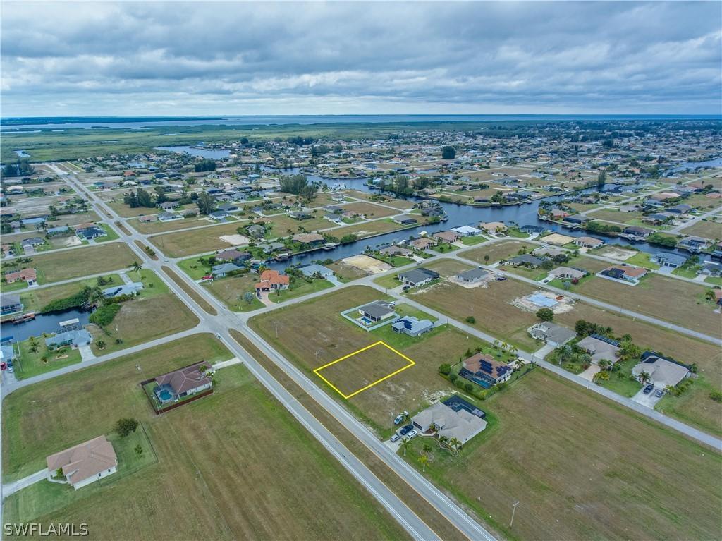 3517 Tropicana Pkwy., Cape Coral, FL 33993