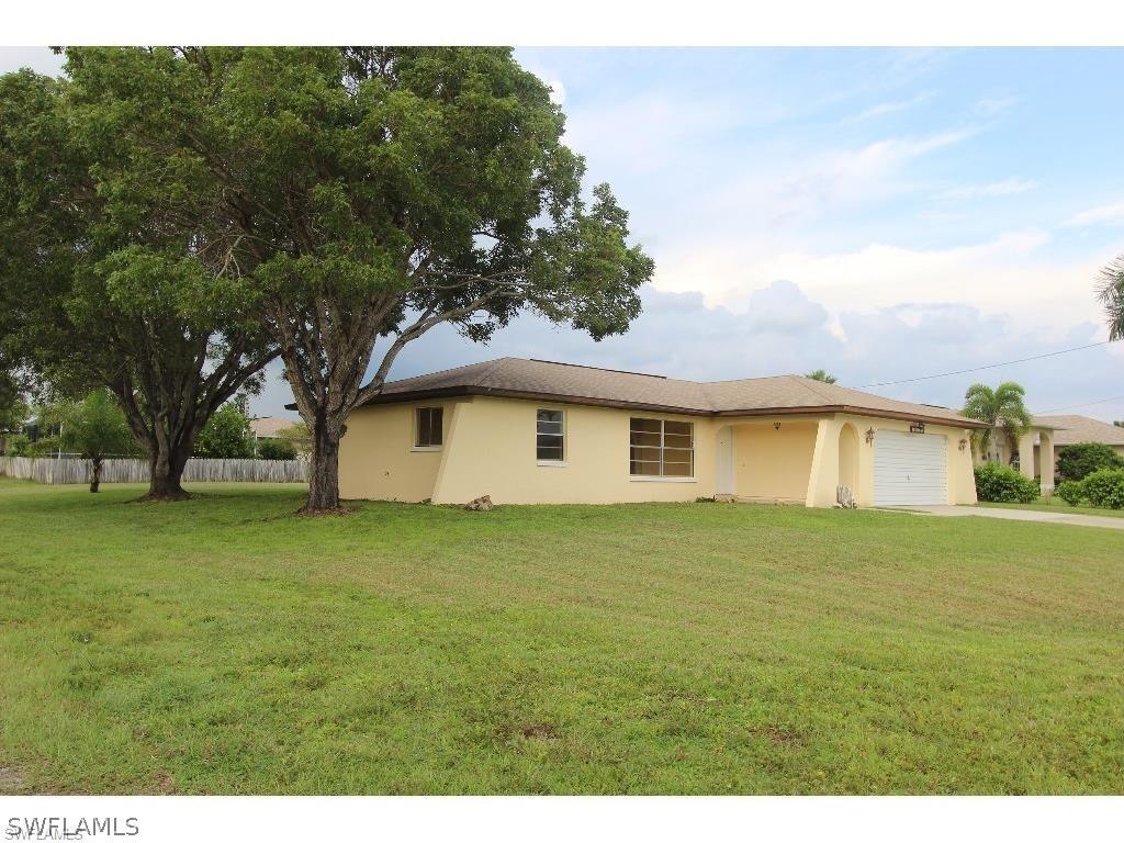 1103 SE 19th St., Cape Coral, FL 33990