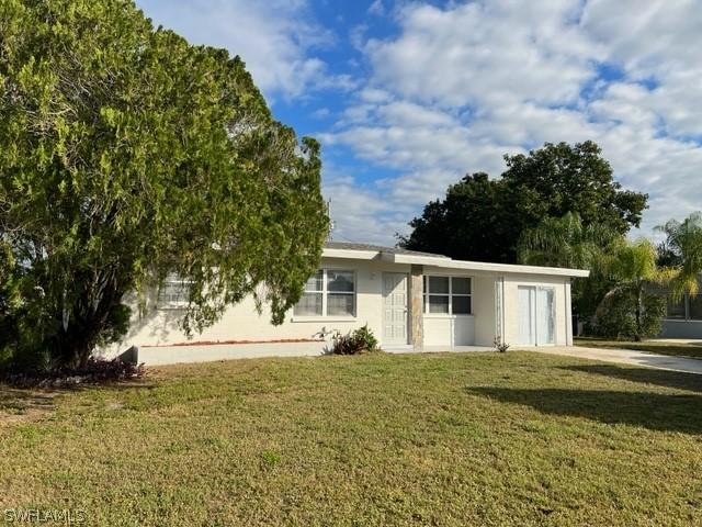 713 Leeland Heights Blvd., Lehigh Acres, FL 33936