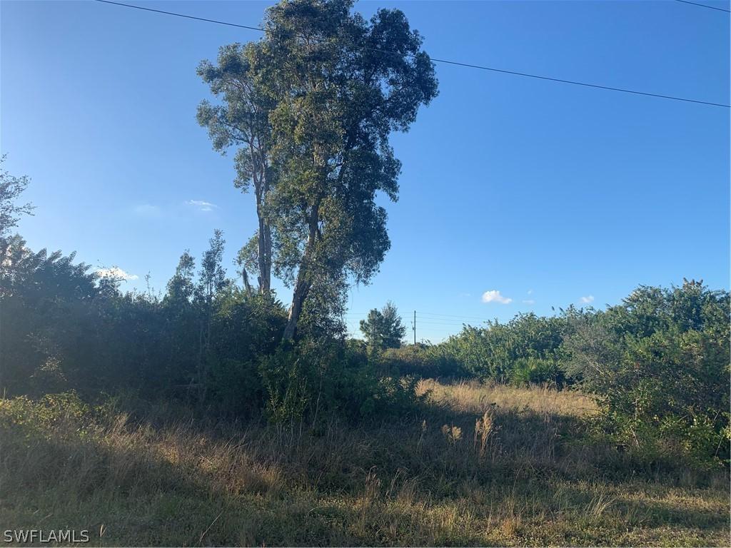 394 Pennfield Ave., Lehigh Acres, FL 33974