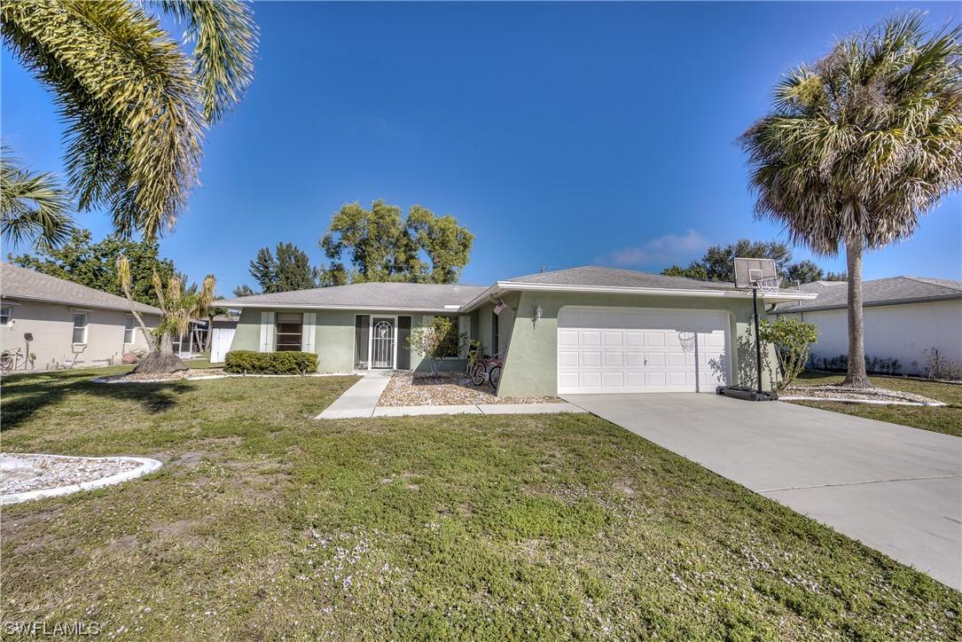 407 SE 22nd St., Cape Coral, FL 33990