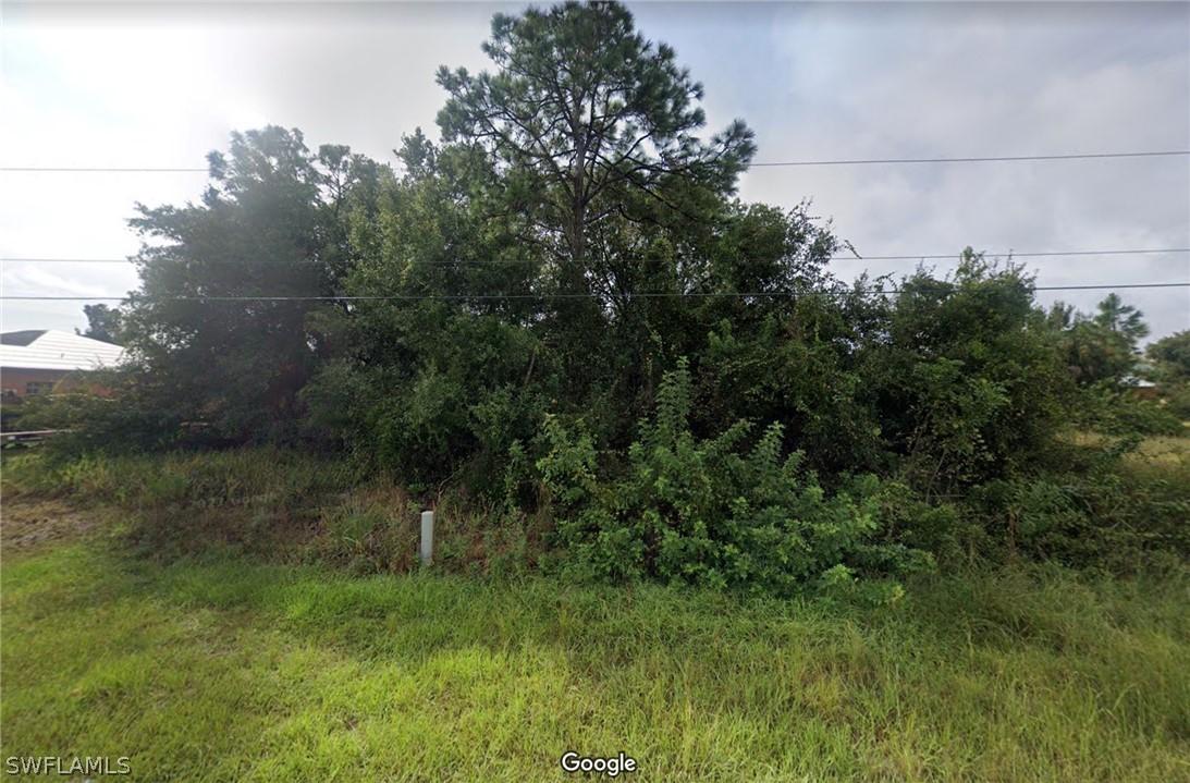 5215 Brookfield St., Lehigh Acres, FL 33971