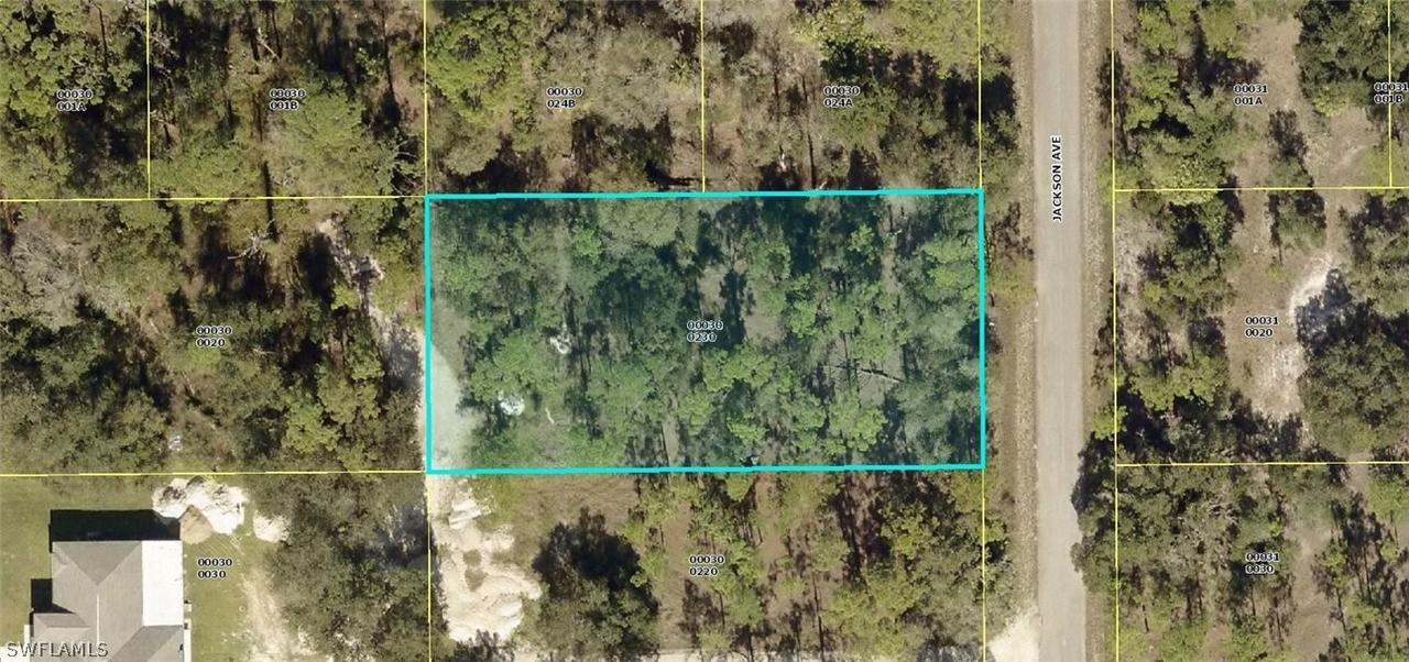 1421 Jackson Ave., Lehigh Acres, FL 33972