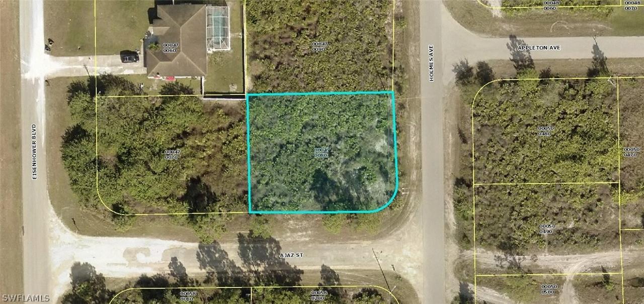 836/838 Holmes Ave., Lehigh Acres, FL 33974