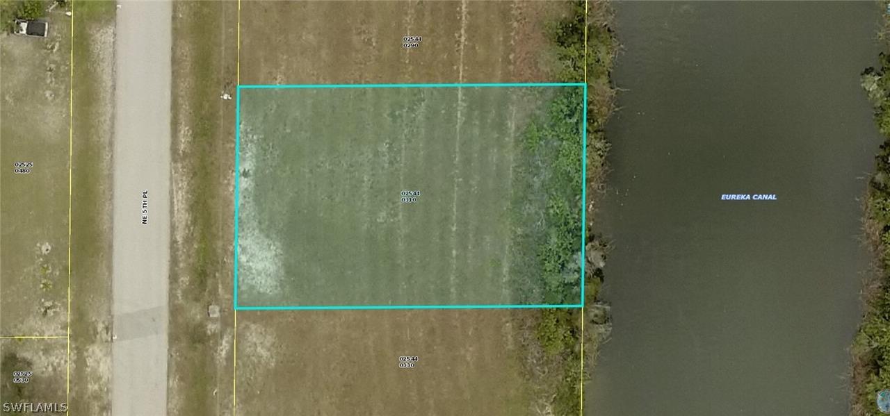 2121 NE 5th Pl., Cape Coral, FL 33909