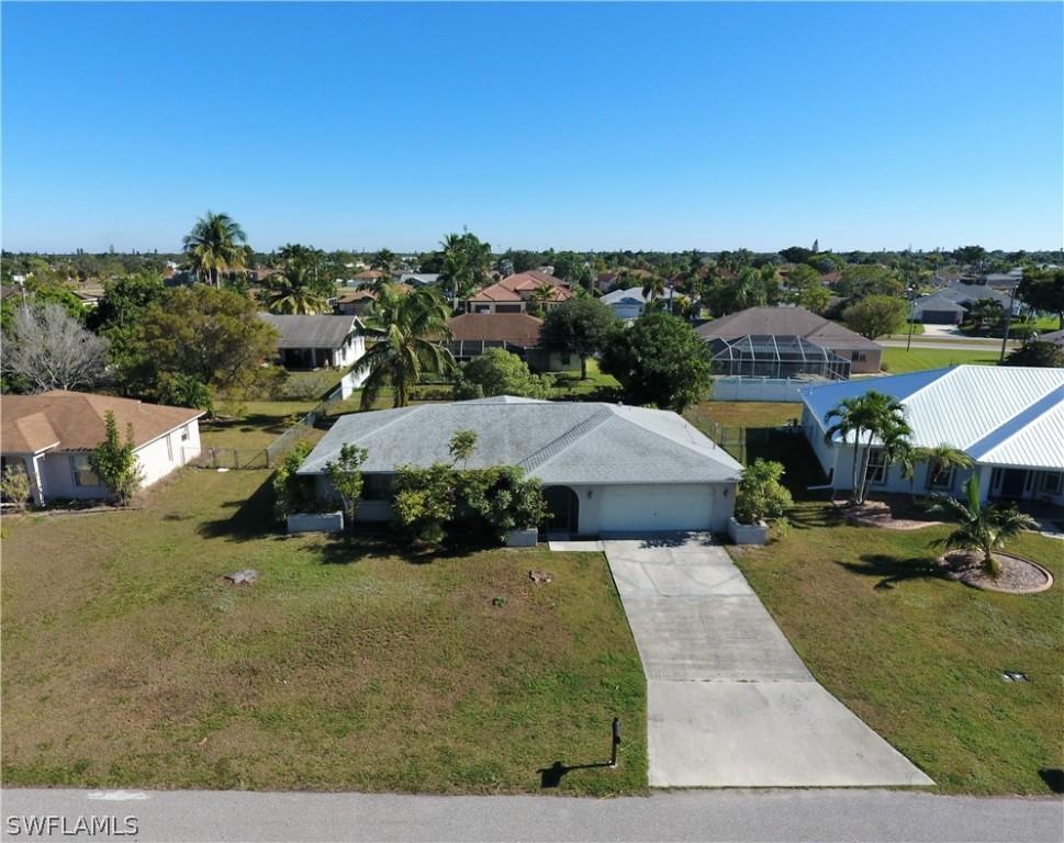 2707 SE 4th Ave., Cape Coral, FL 33904