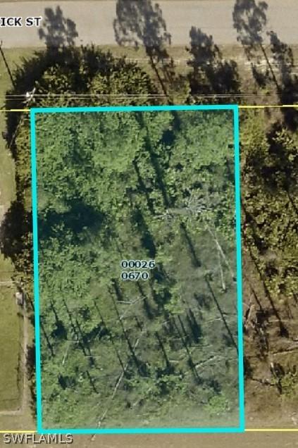 1052 Chadwick Ave., Lehigh Acres, FL 33974