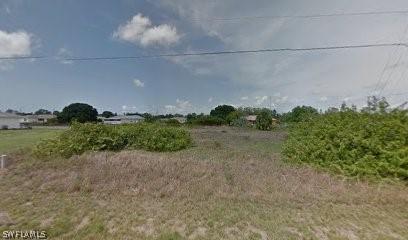 1023 Chaplin Ave., Lehigh Acres, FL 33971