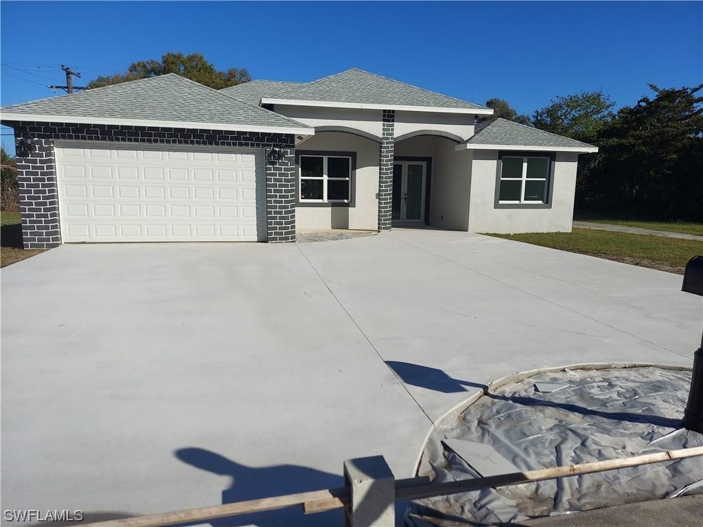 2185 Dupree St., Fort Myers, FL 33916