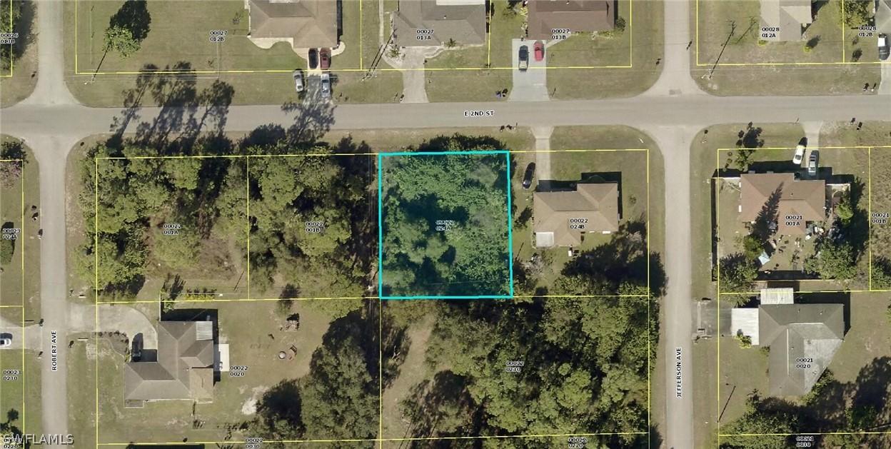 2504 E 2nd St., Lehigh Acres, FL 33936