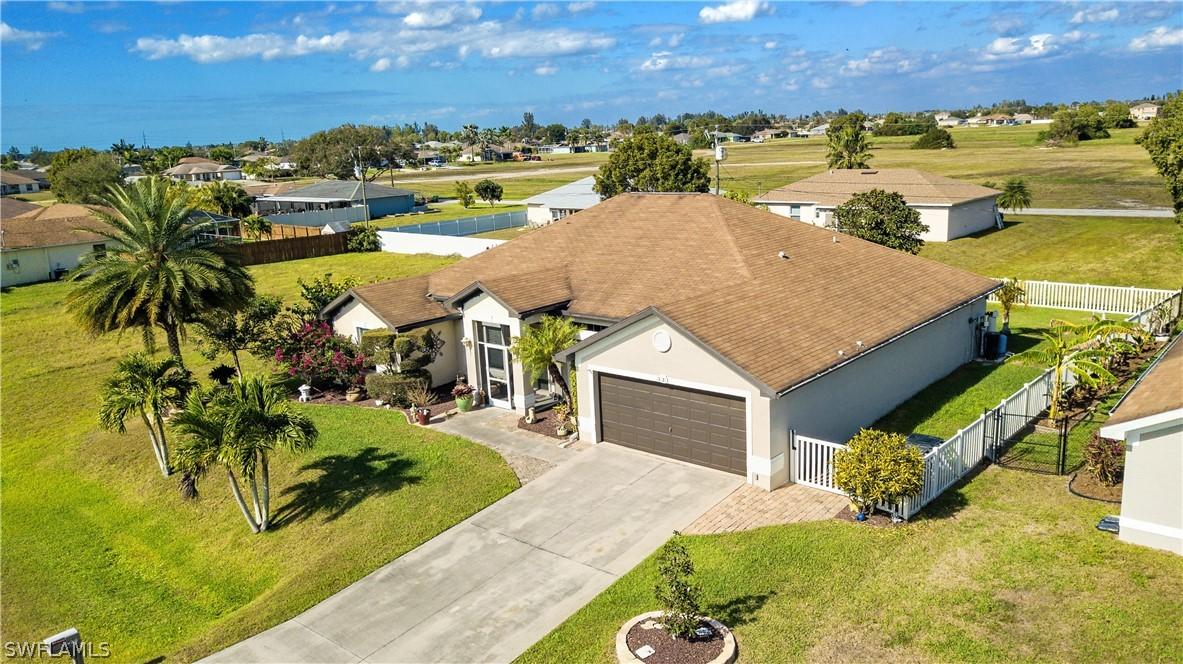 331 NE 10th Ter., Cape Coral, FL 33909