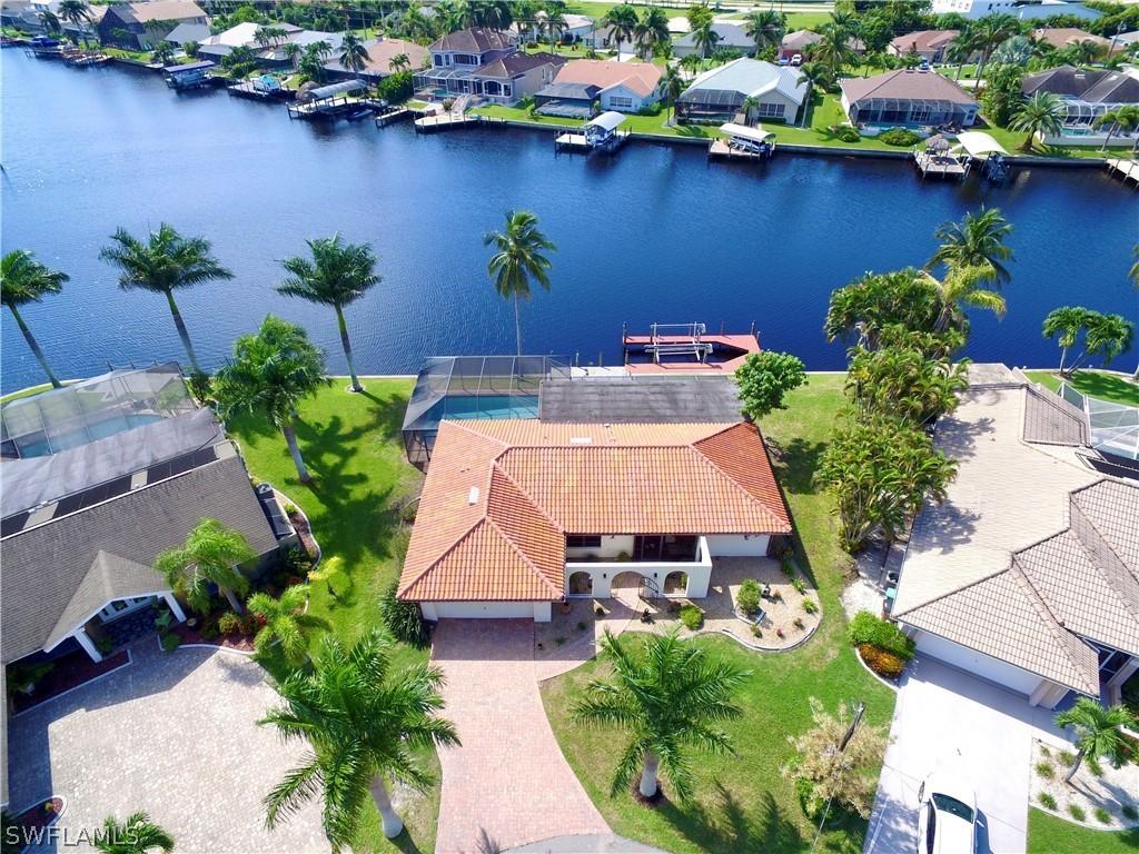 5610 SW 11th Pl., Cape Coral, FL 33914