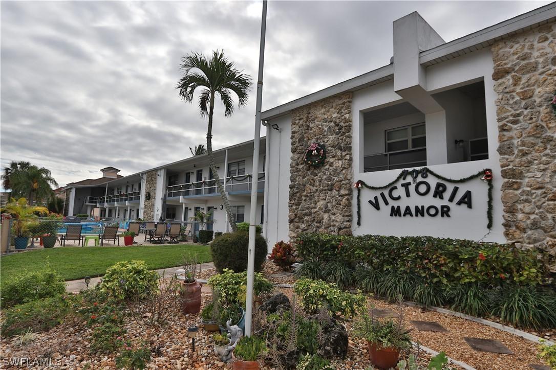 708 Victoria Dr. #101, Cape Coral, FL 33904