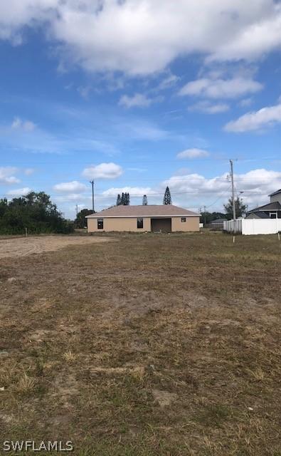 647 NE 6th Ter., Cape Coral, FL 33909