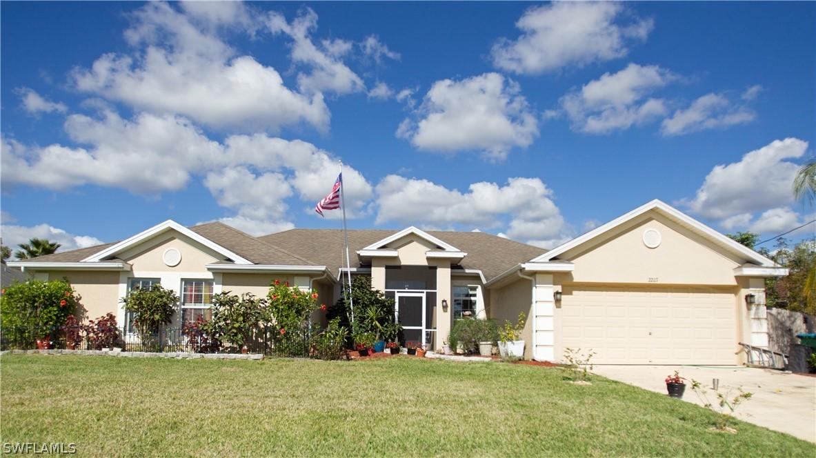 2207 NE 34th St., Cape Coral, FL 33909