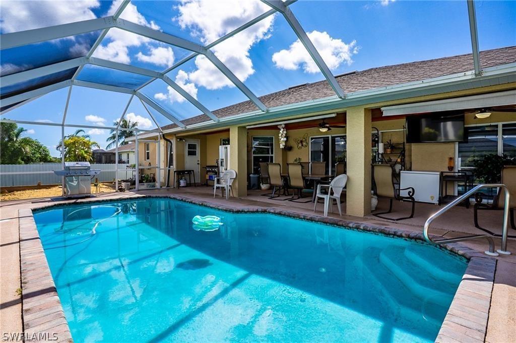 303 SW 13th Ct., Cape Coral, FL 33991