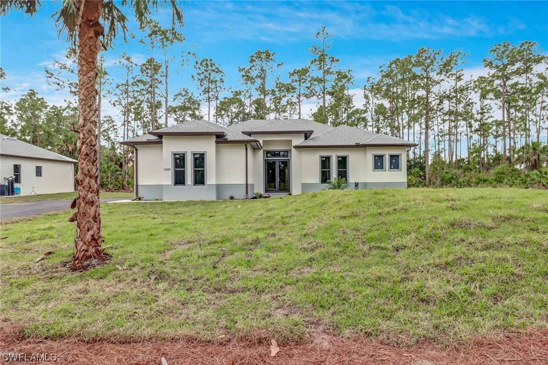 3444 6th Ave., Naples, FL 34120